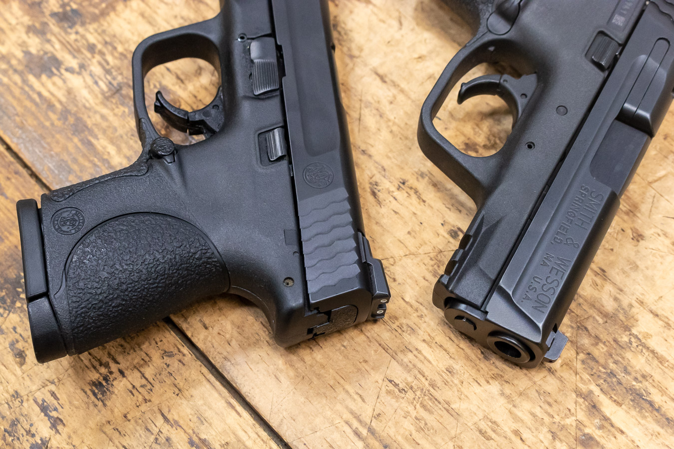 SMITH AND WESSON M&P9 Compact 9mm Police Trade-in Pistol (Very Good Condition)